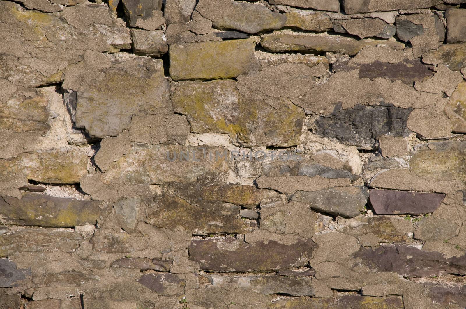 Cracked dilapidated masonry wall by Balefire9