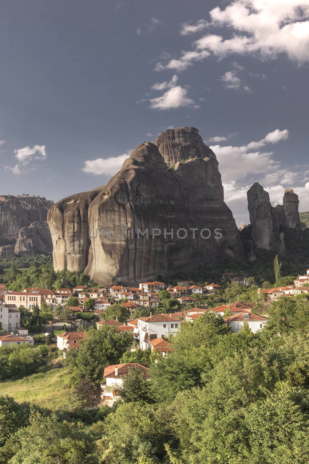 Kastraki village in Meteora mountains, Greece by Multipedia