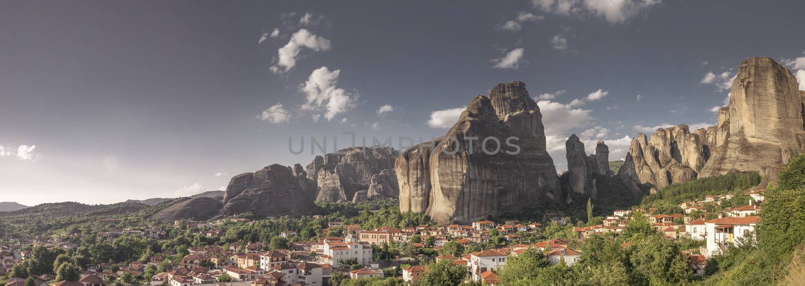 Kastraki village in Meteora mountains, Greece by Multipedia