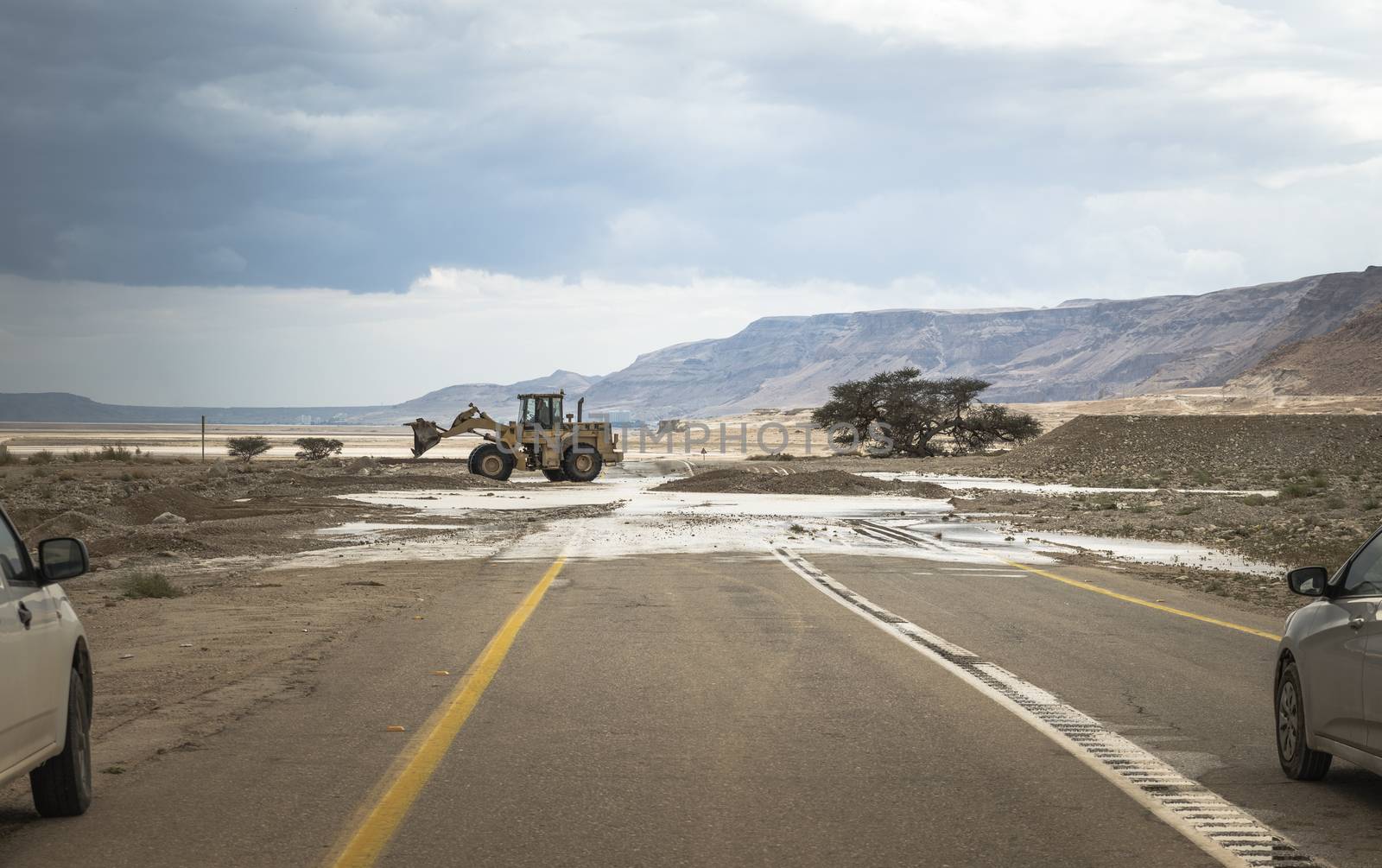 the main road 90 in Israel near Masada is blocked by floods and mud, the road goes from Eilat to jerusalem