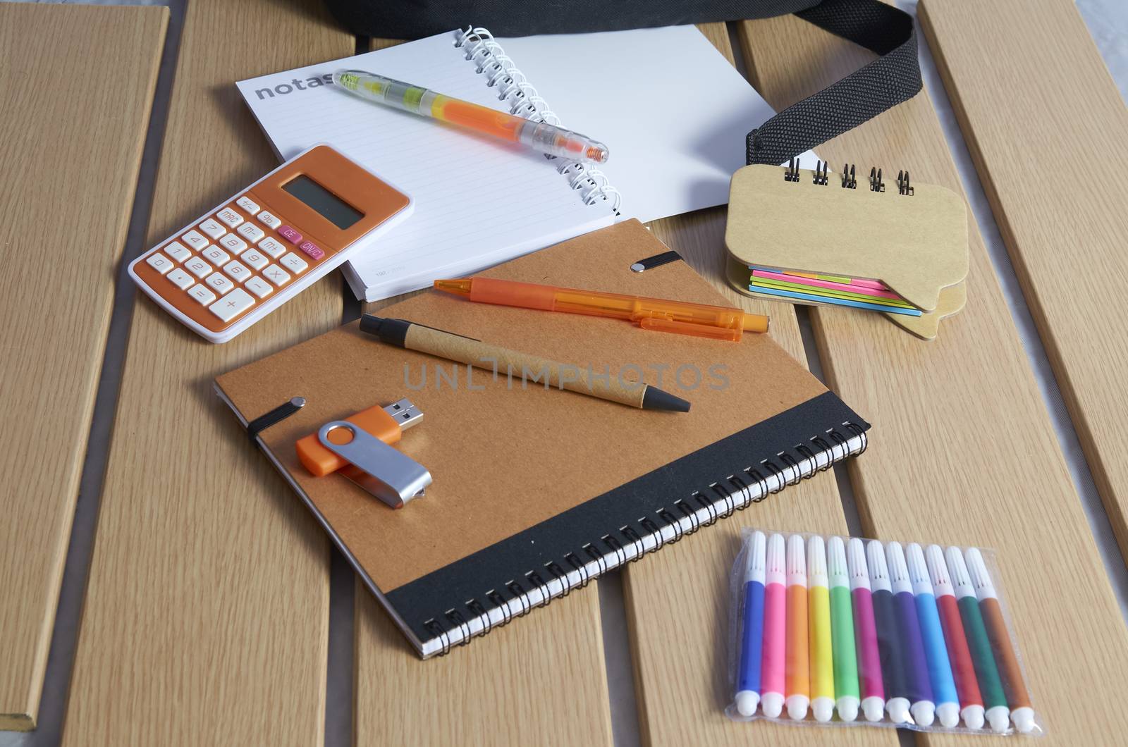 Utensils for the return to school, notebooks, pens and markers