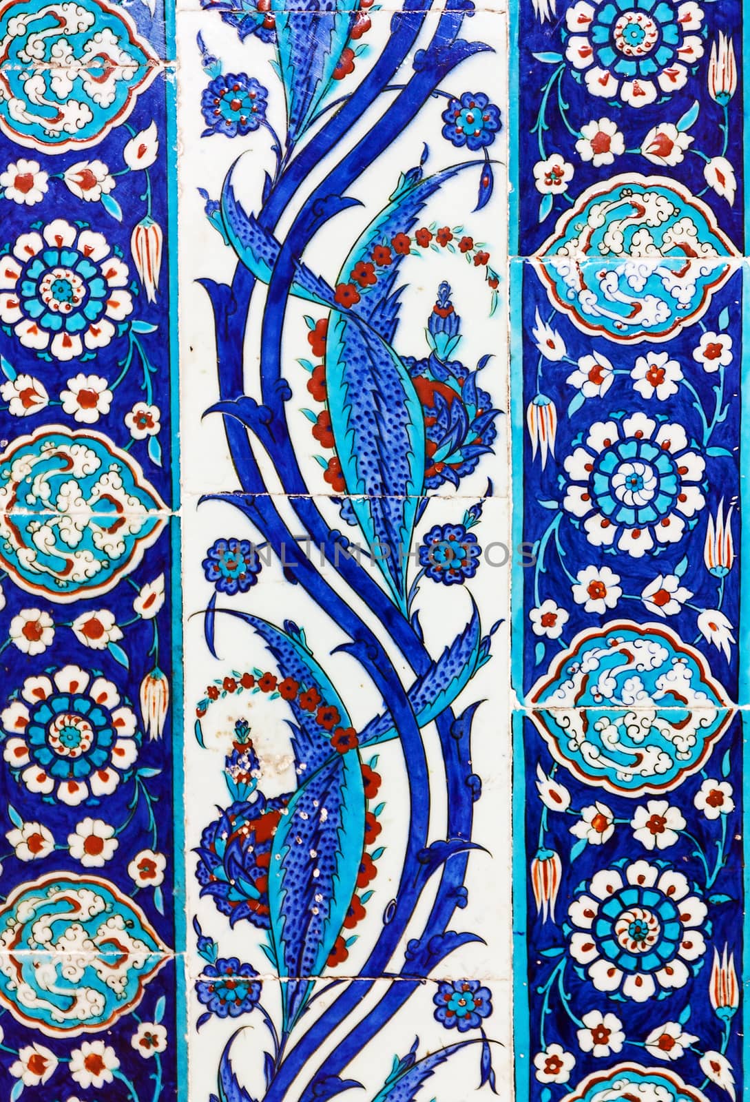 the Turkish ceramic tiles from Rustem Pasha Mosque, Istanbul