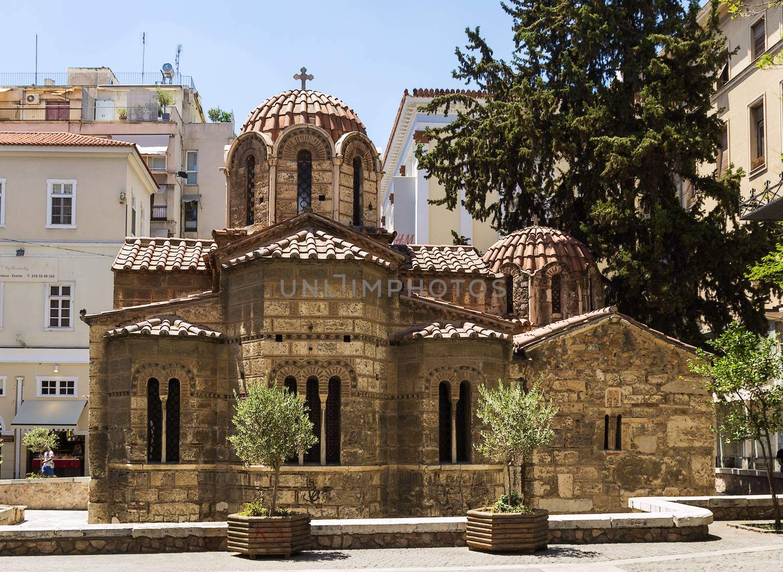 Church of Panaghia Kapnikarea, Athens by borisb17