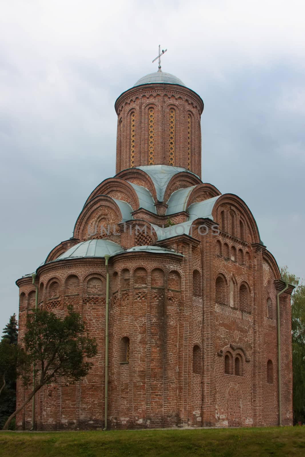 Pyatnytska Church, Chernihiv, Ukraine by borisb17