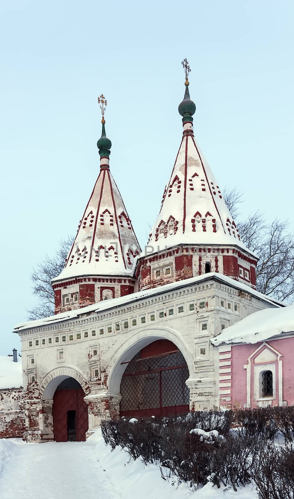 Rizopolozhensky Convent in Suzdal, Russia by borisb17