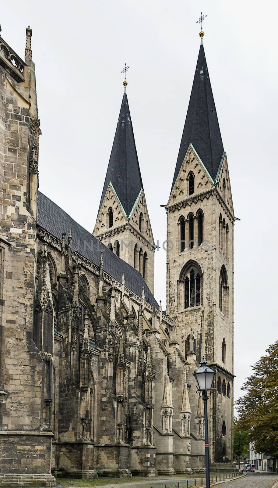 elegant gothic St. Sephan cathedral, following French models, was was built in the 1230s, Halberstadt, Germany