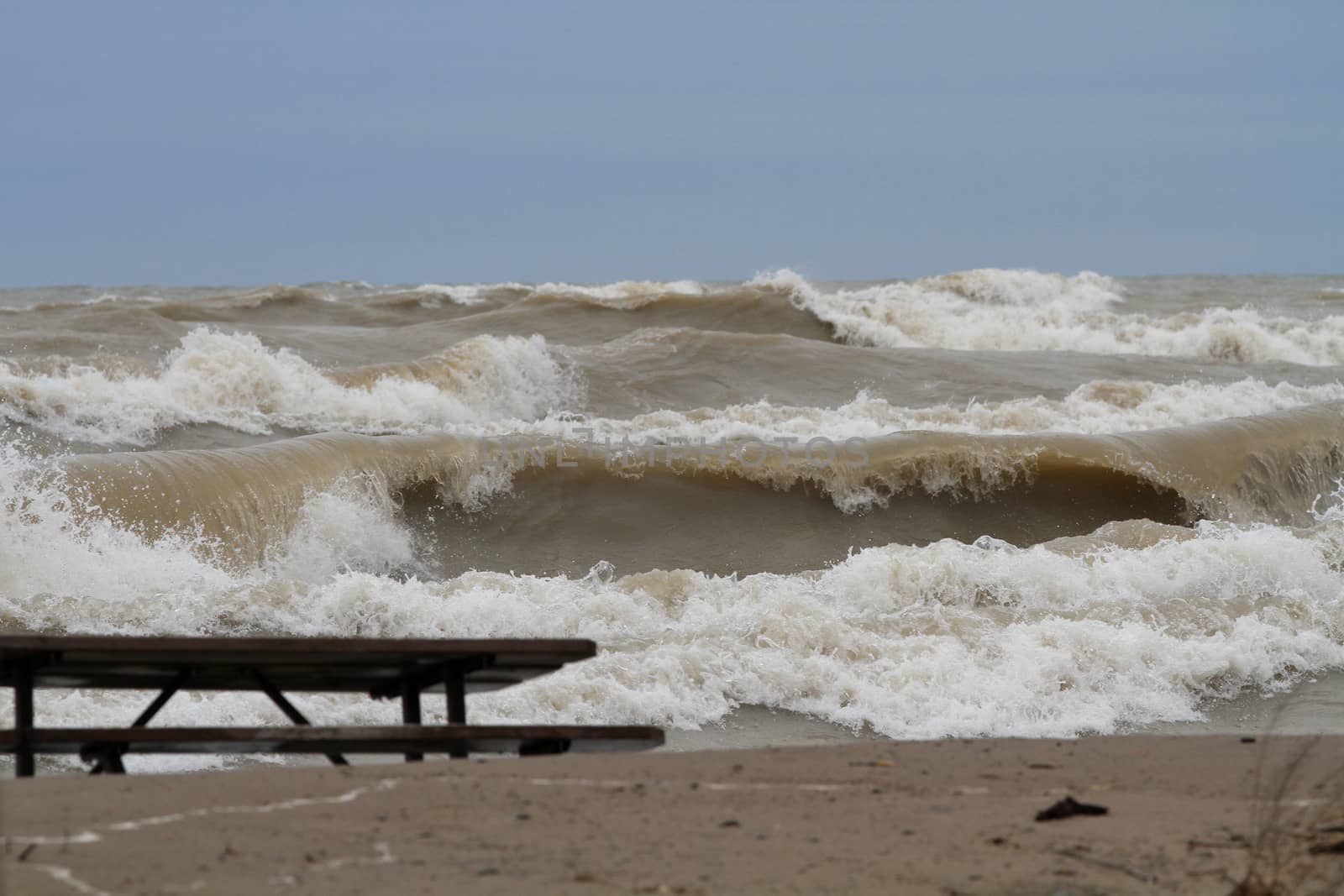 Lake Erie Spring 2019 big waves Ontario