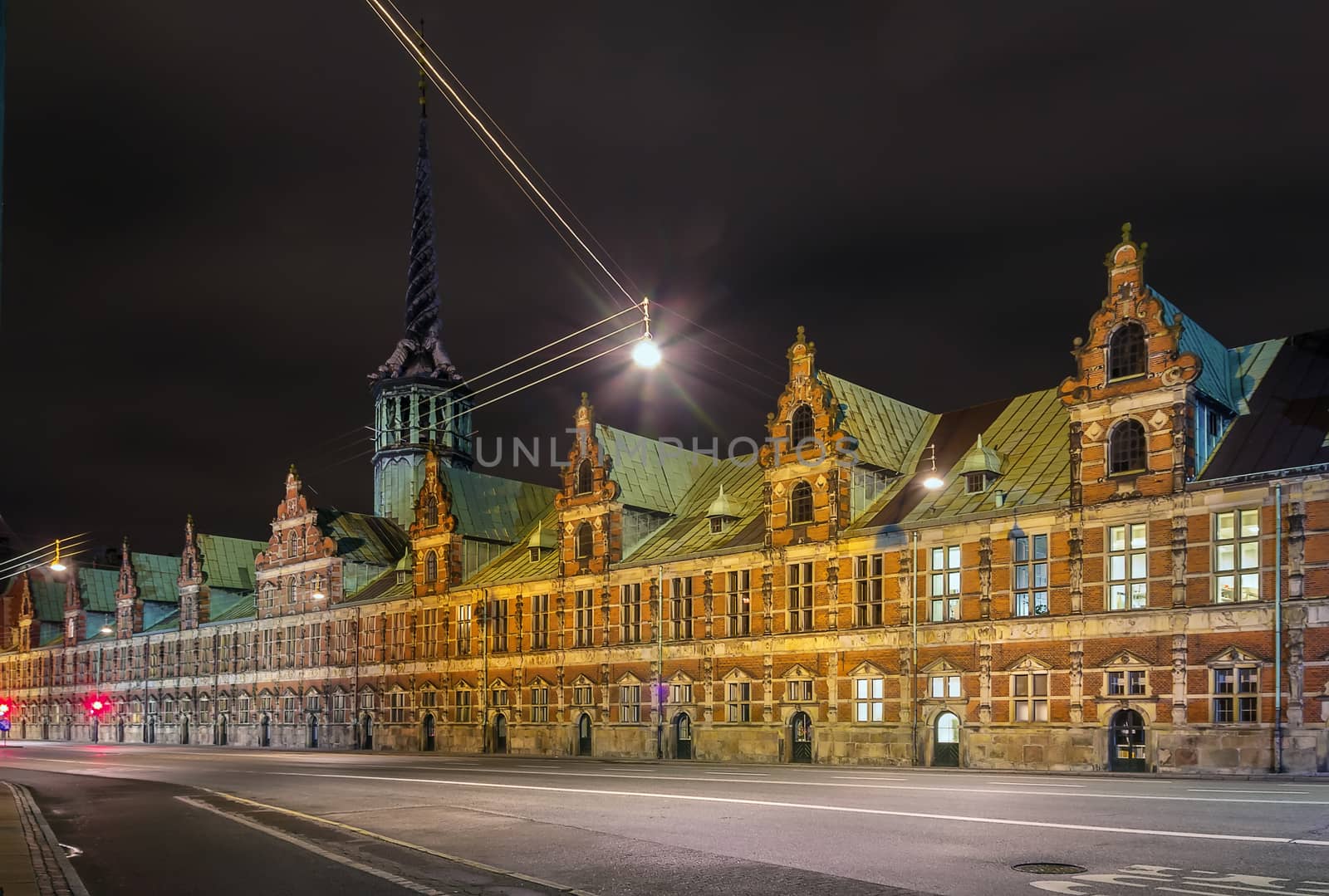 Evening. Borsen is a building in central Copenhagen, Denmark. It was built by Christian IV in 1619 1640 and is the oldest stock exchange in Denmark.