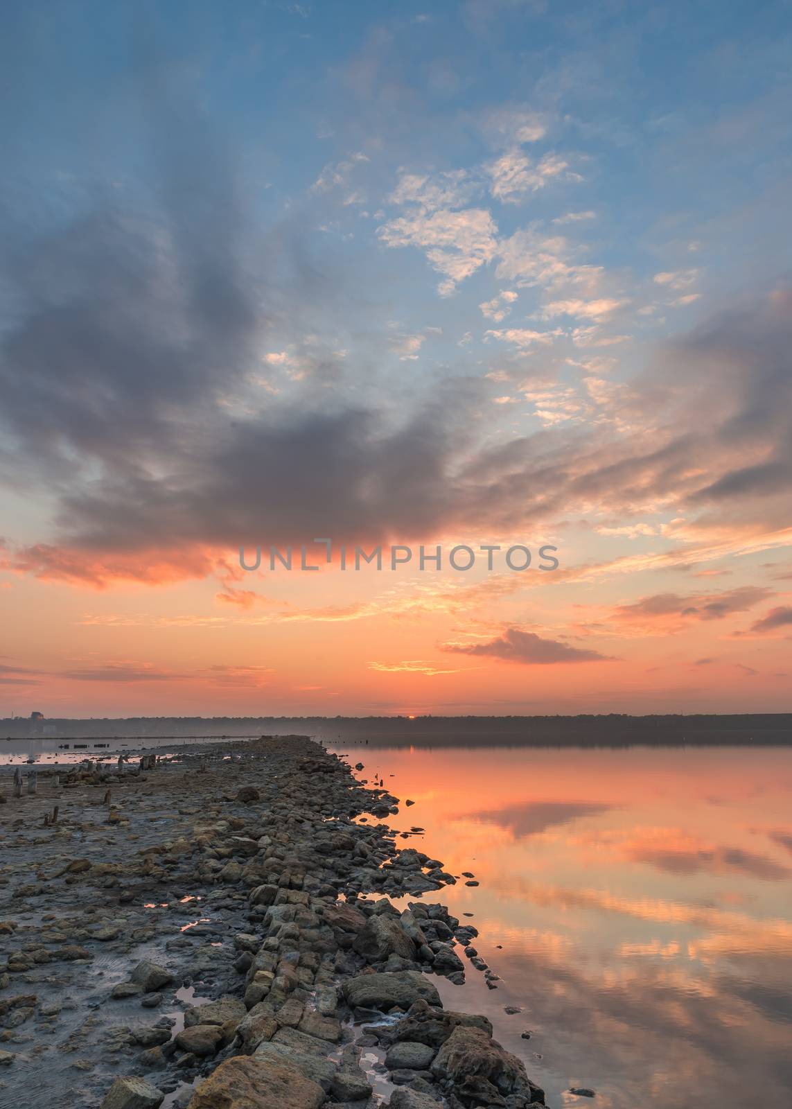 Panoramic view of the salt lake at sunset by Multipedia