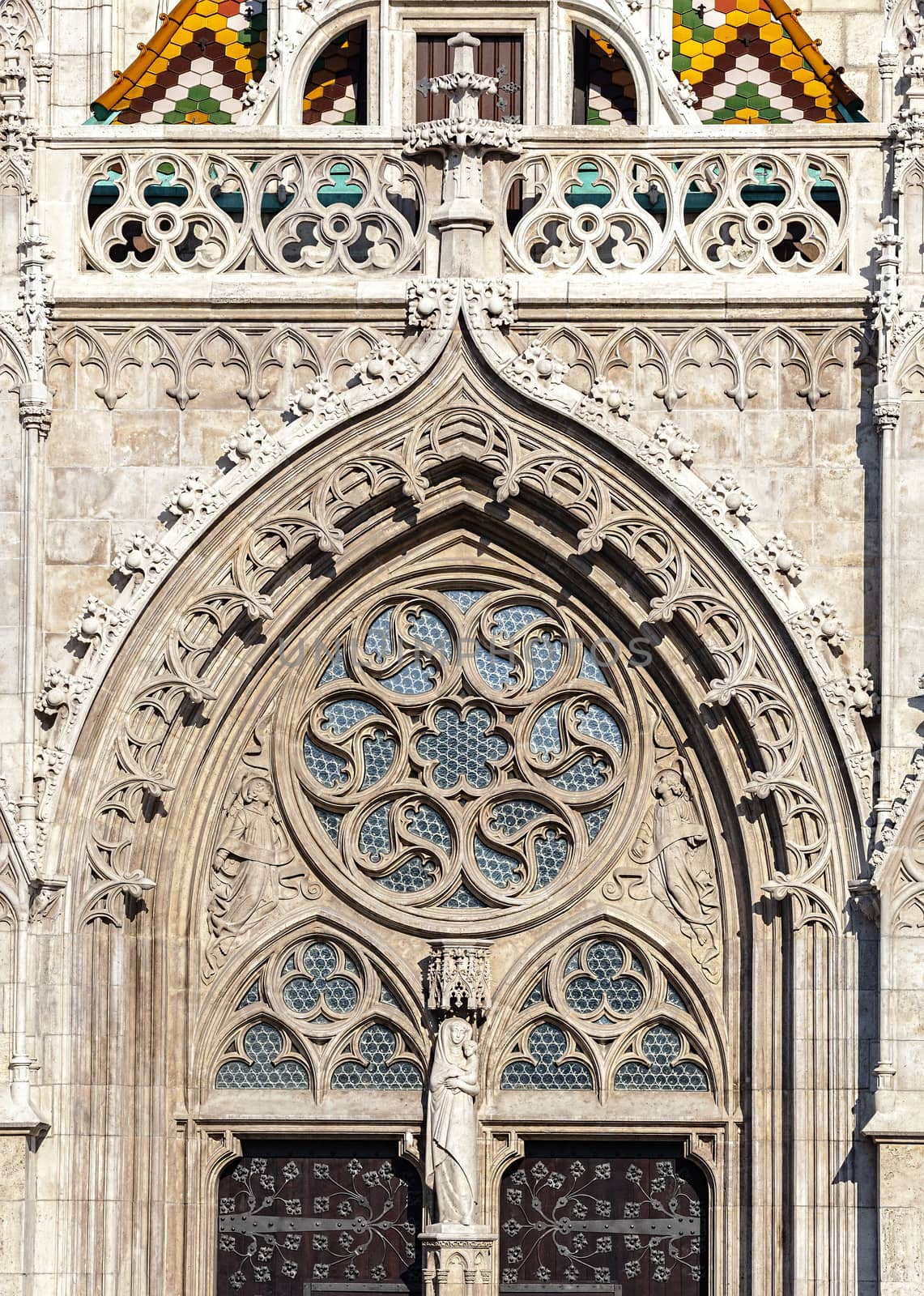 Budapest, Matthias Church, detail of an entrance by Goodday