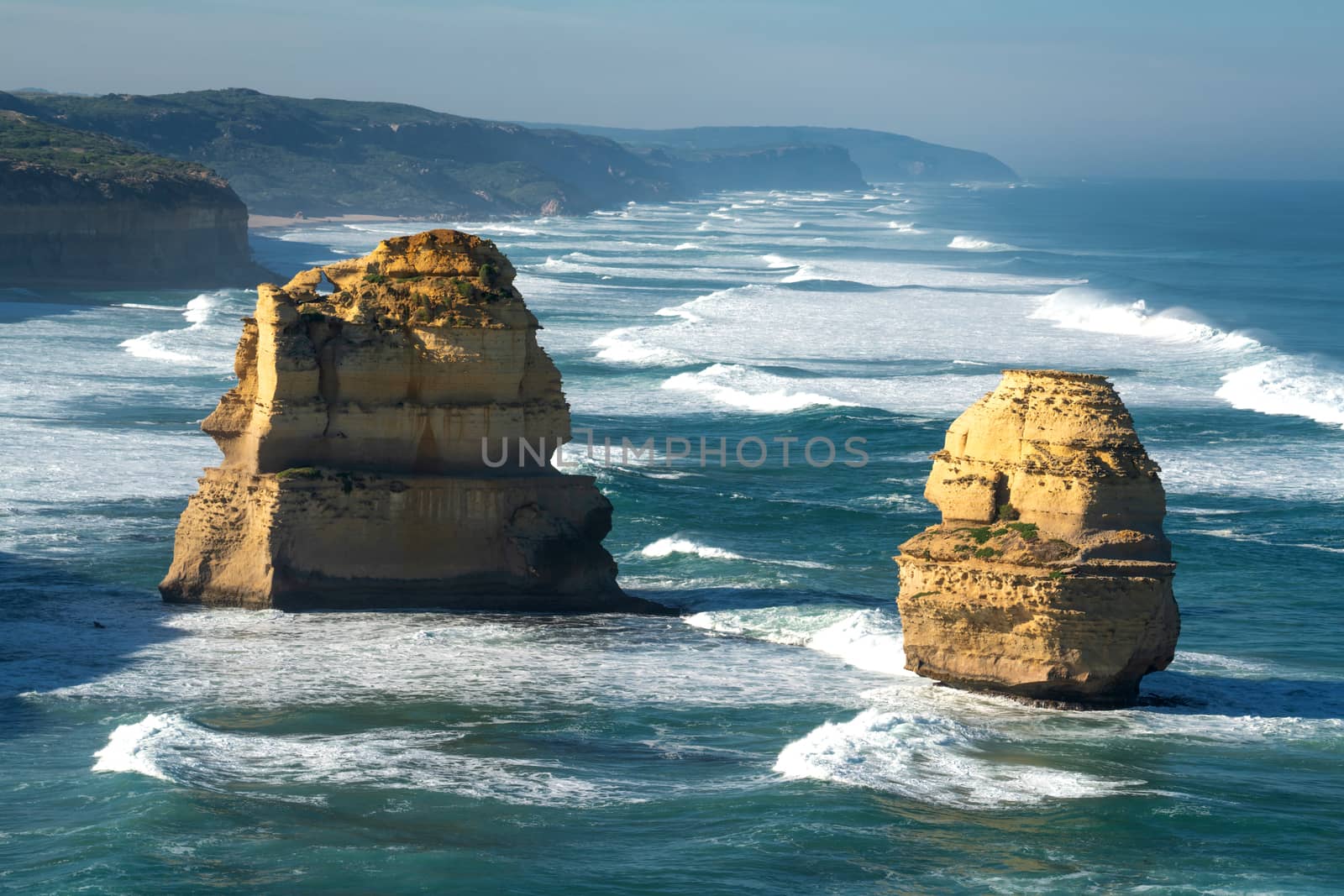 two of the twelve apostles rocks on great ocean road