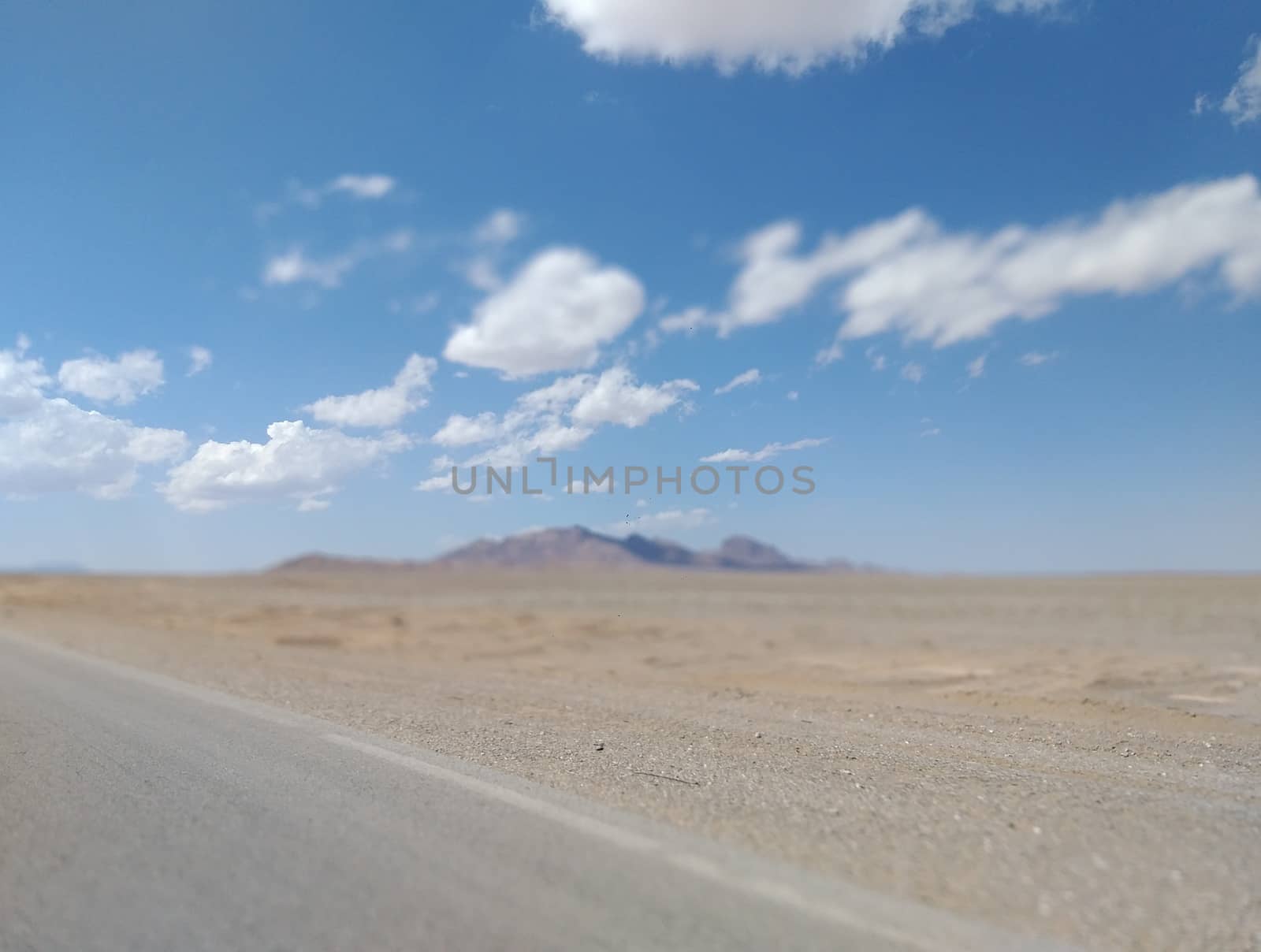 As I was surfing in a beautiful desert area around Yazd province, the glory, the silence and the purity of this unique scene grab my attention.