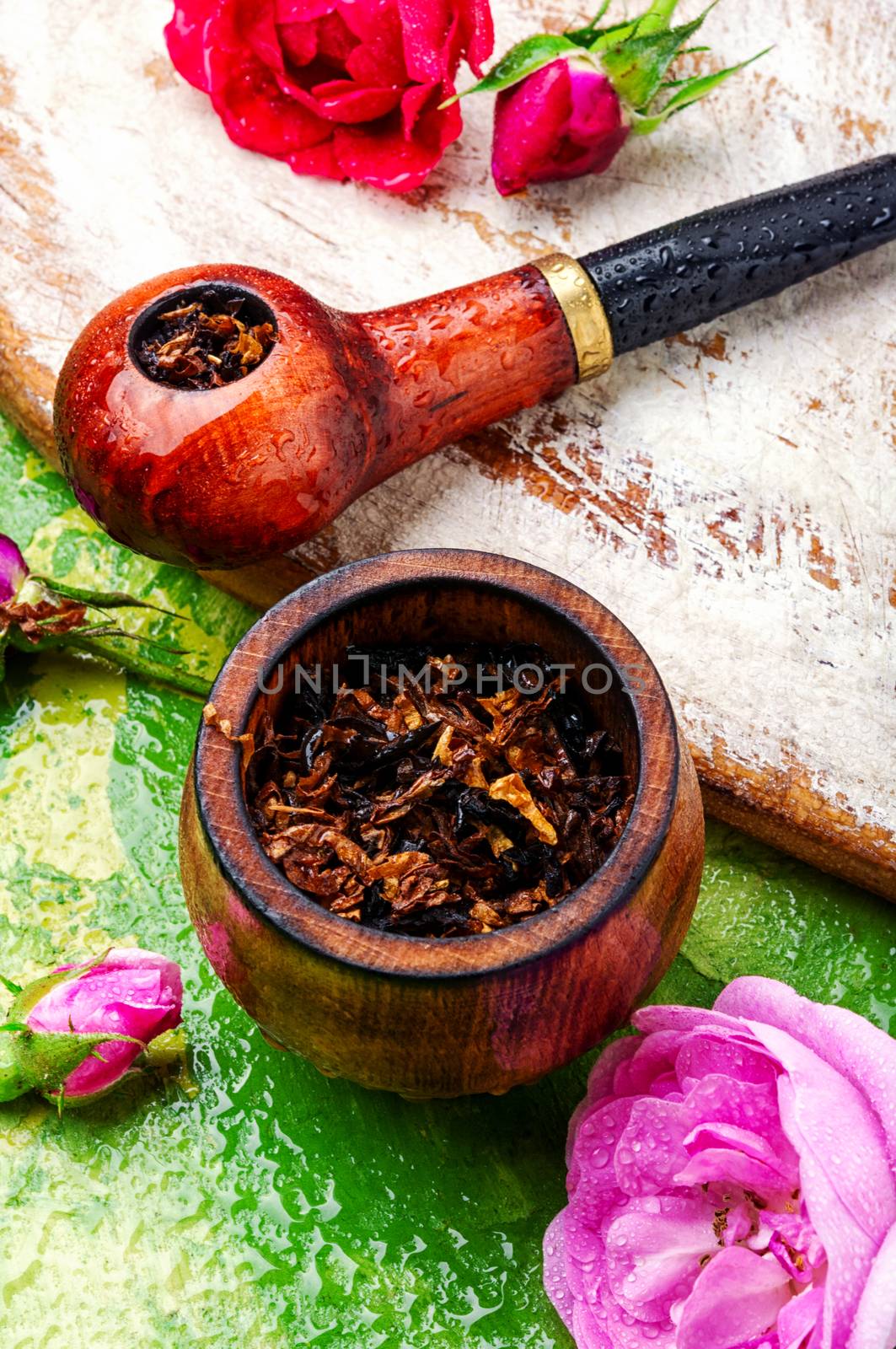 Smoking pipe and floral tobacco by LMykola