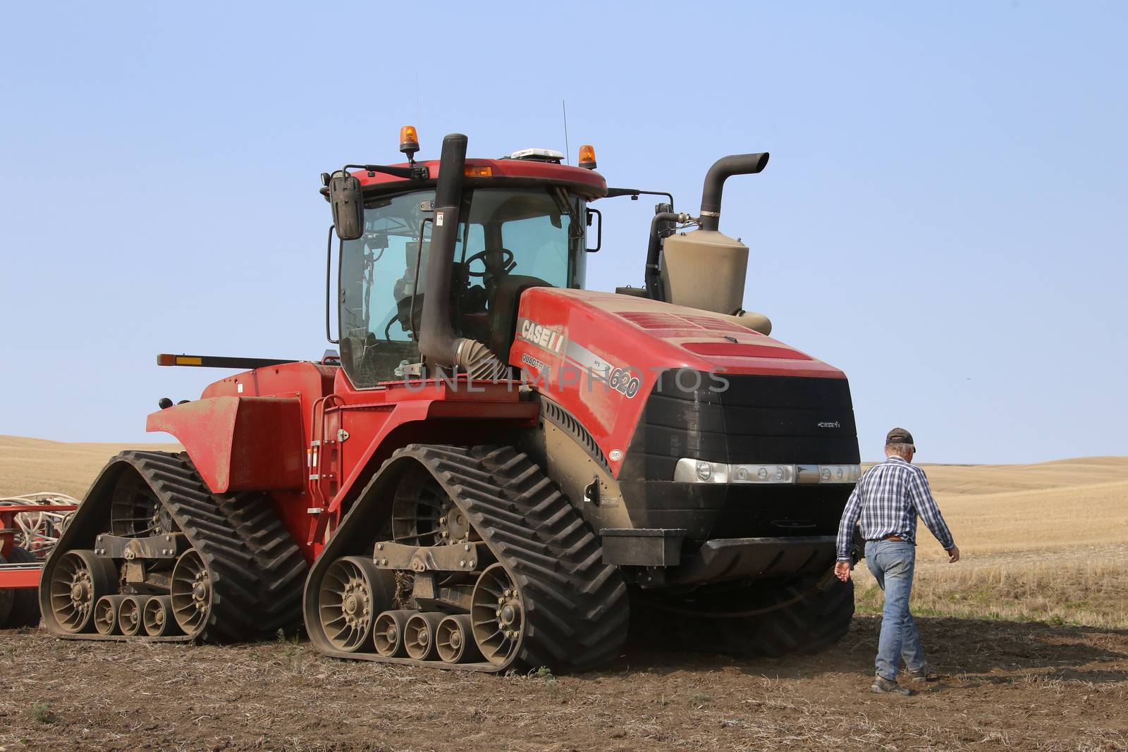Seeding in Saskatchewan drought conditions Agriculture Canada