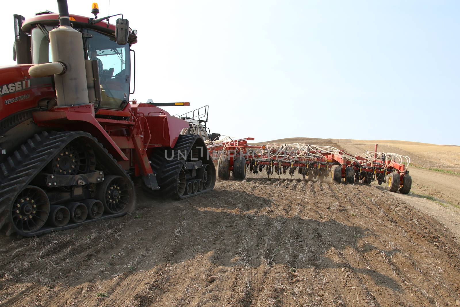 Seeding in Saskatchewan drought conditions Agriculture Canada