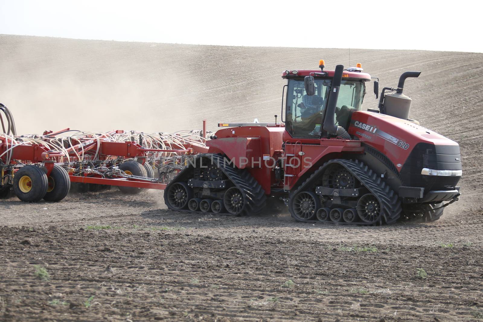 Seeding in Saskatchewan drought conditions Agriculture Canada