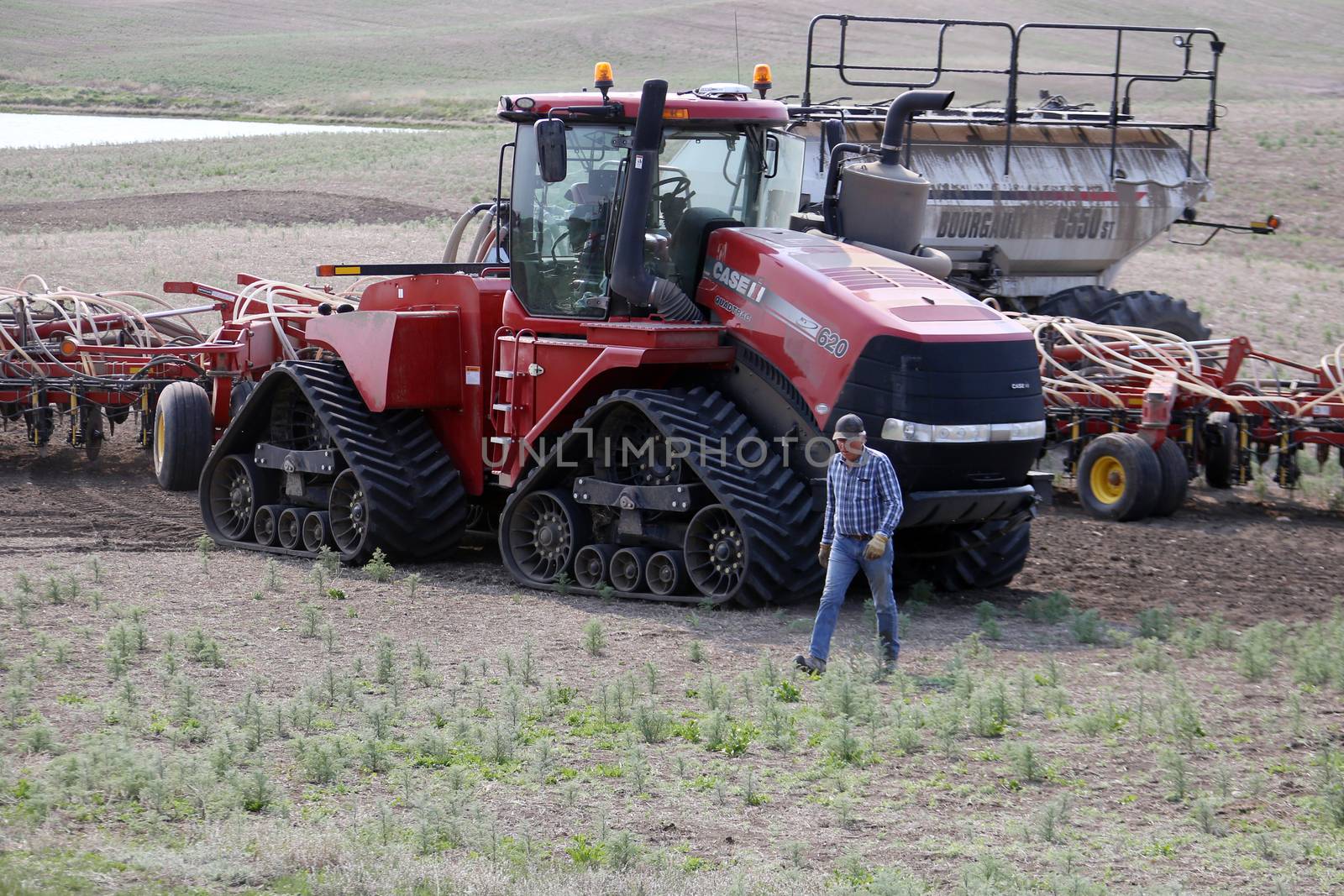 Seeding in Saskatchewan drought conditions Agriculture Canada
