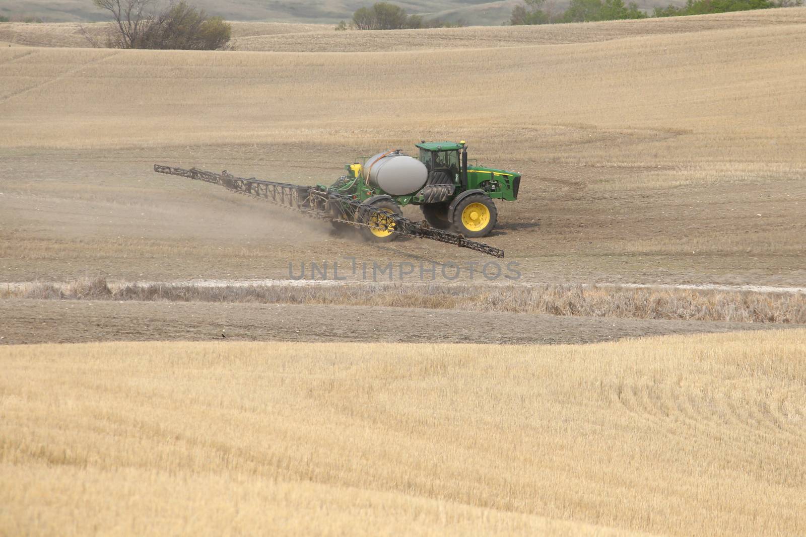 Seeding in Saskatchewan drought conditions Agriculture Canada