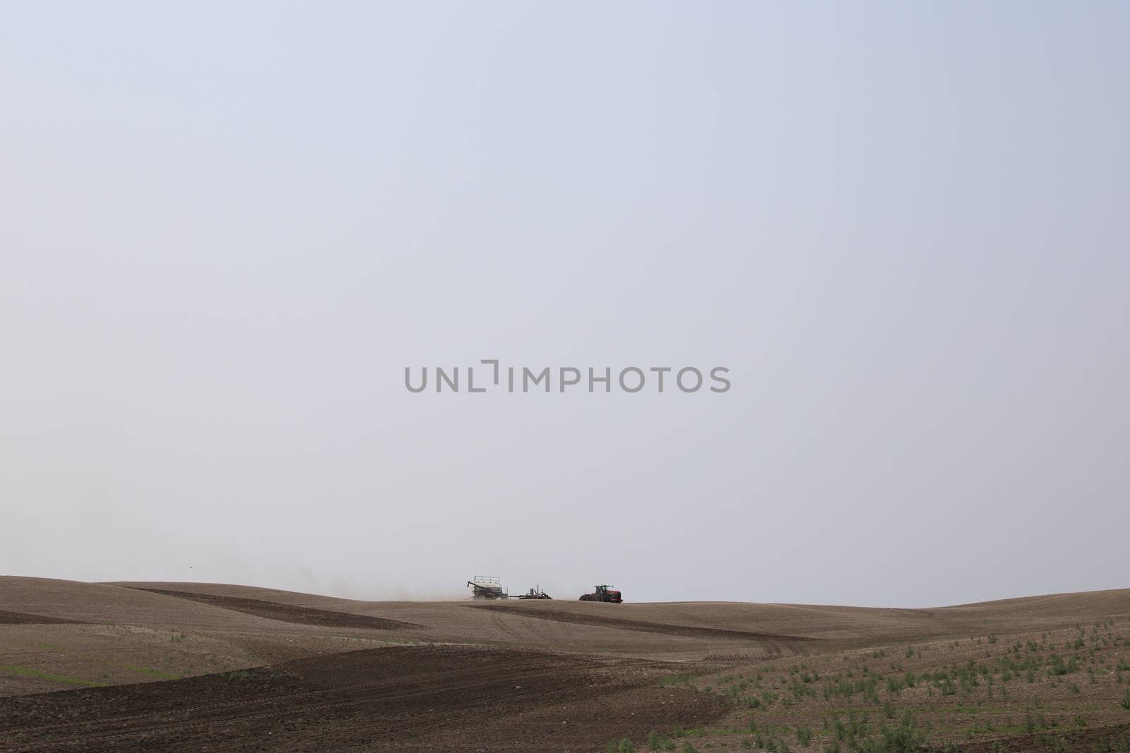 Seeding in Saskatchewan drought conditions Agriculture Canada