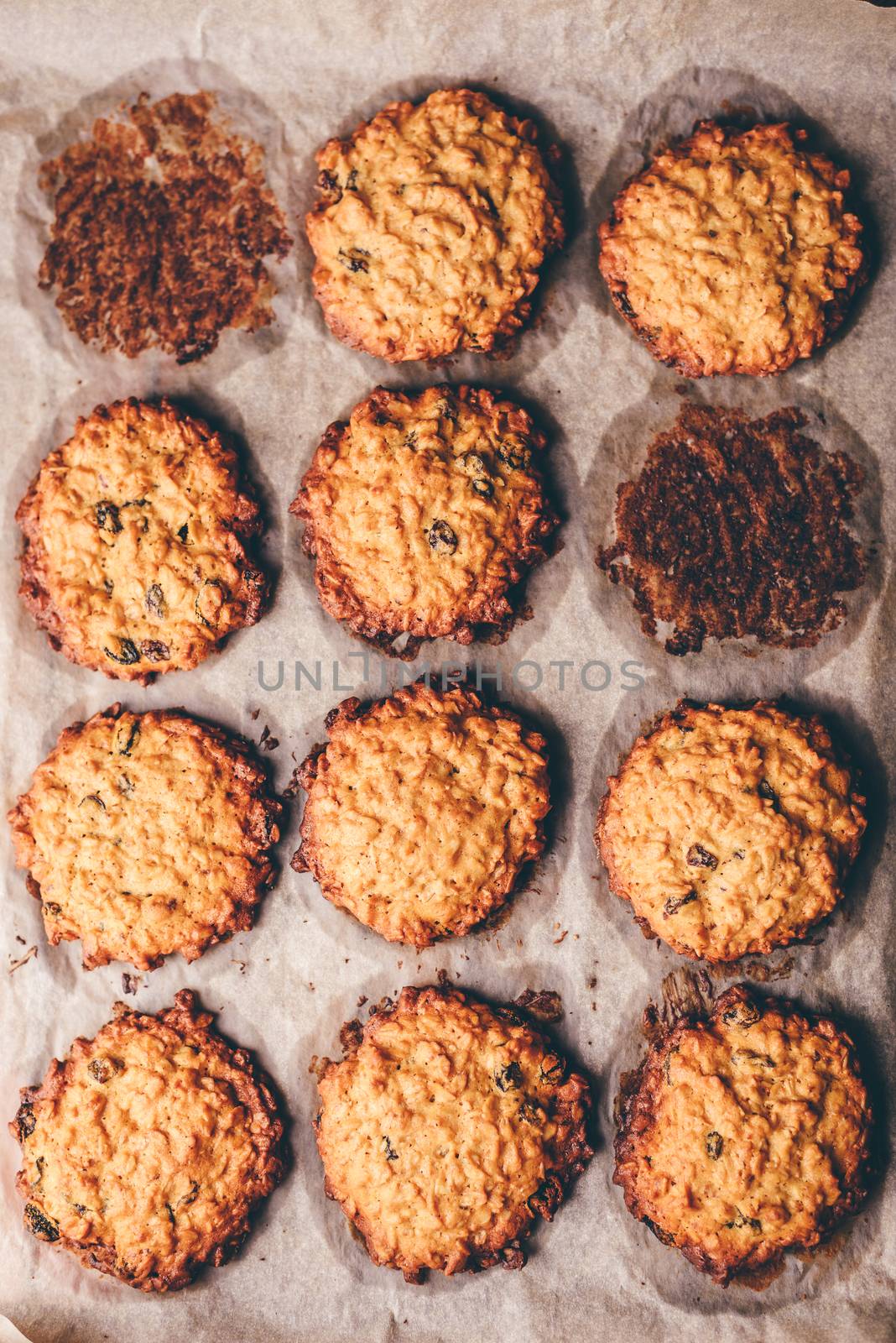 Oatmeal Cookies with Raisins by Seva_blsv