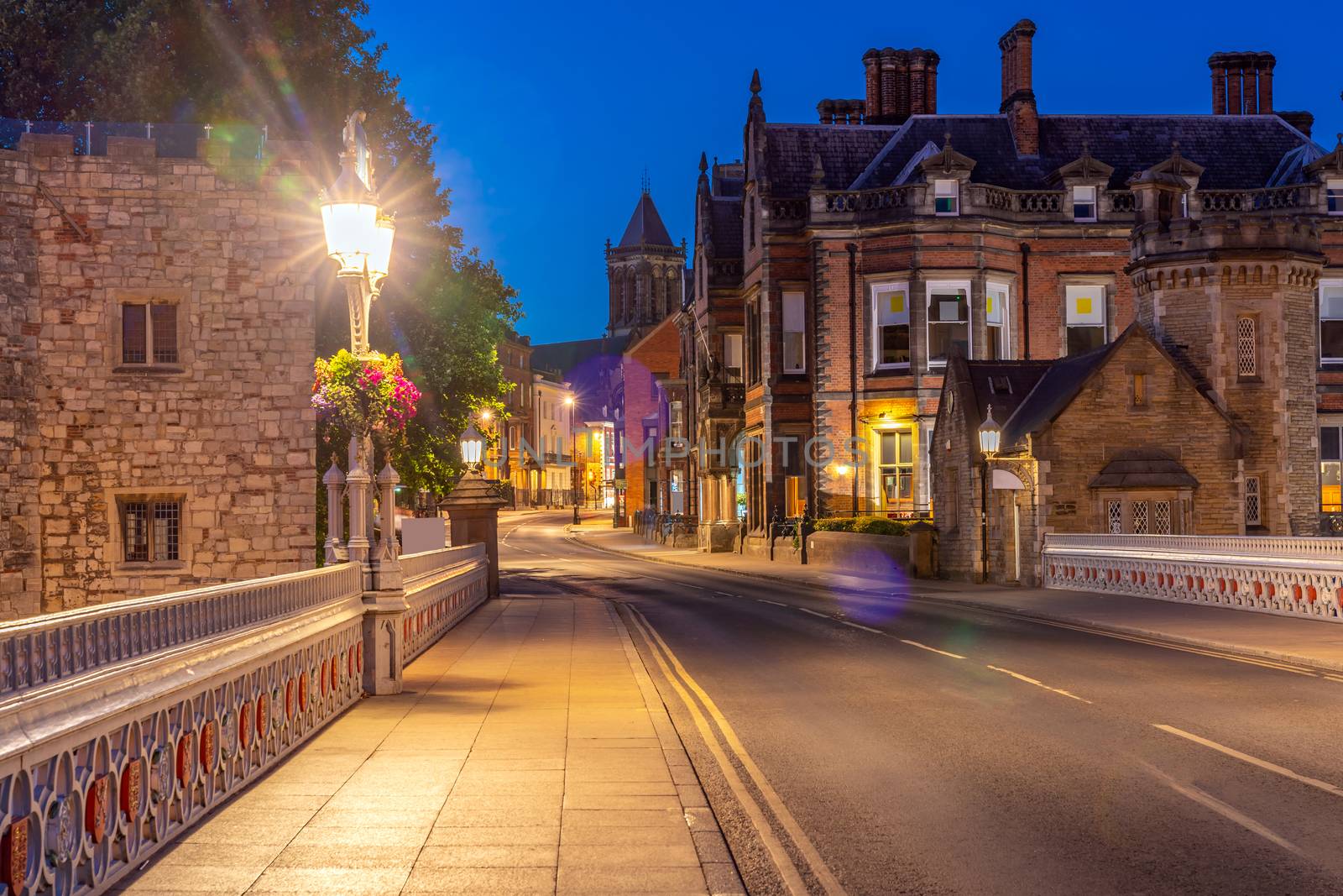 York cityscape by vichie81