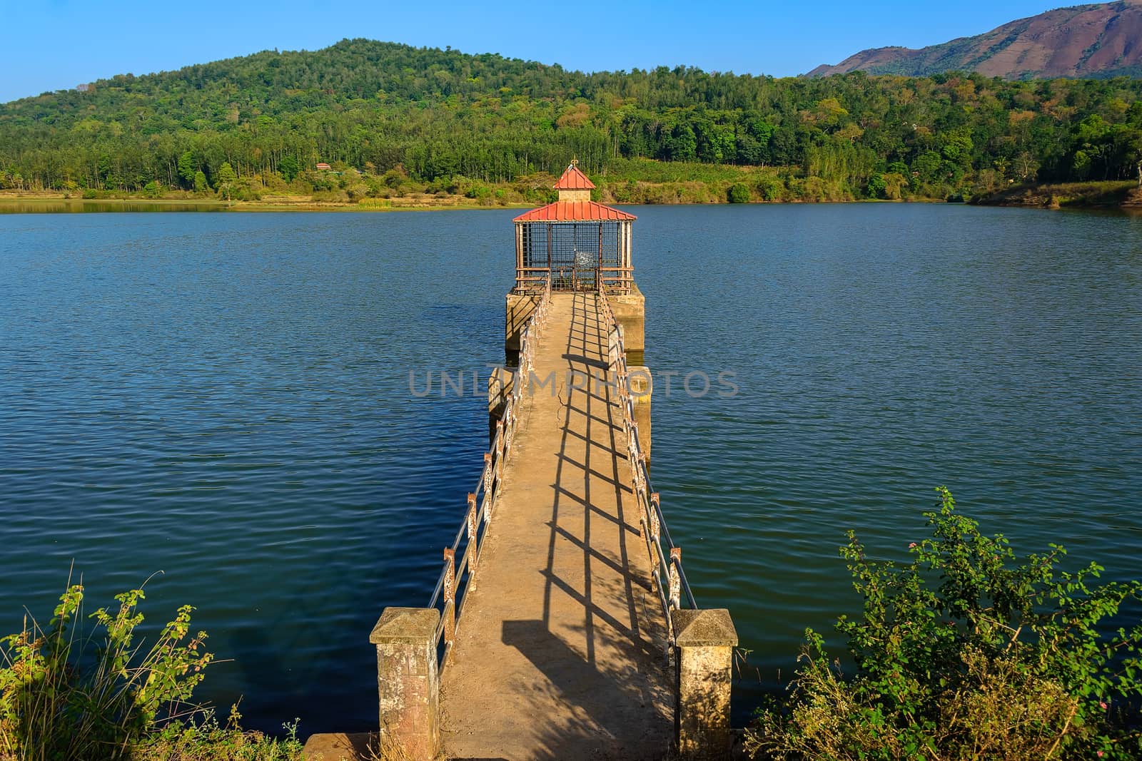 Hirekolale Lake surrounded by Western Ghat mountain range, Chikmagalur, Karnataka