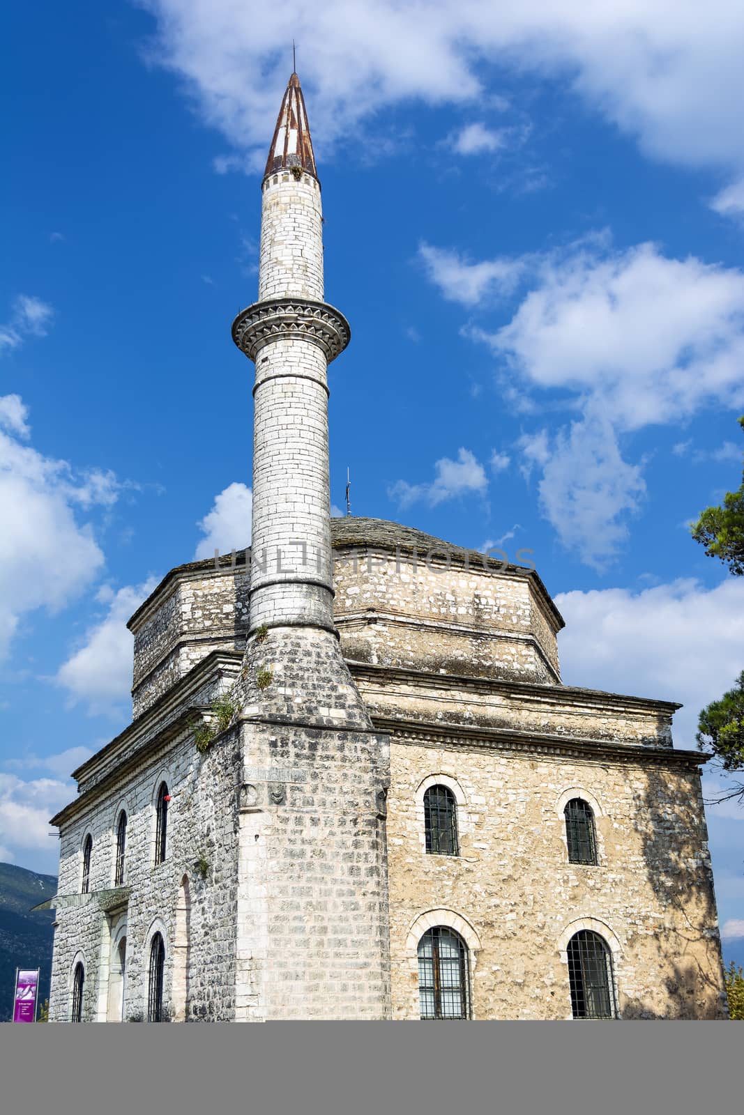 Fethiye Mosque Ottoman mosque in Ioannina, Greece by ankarb