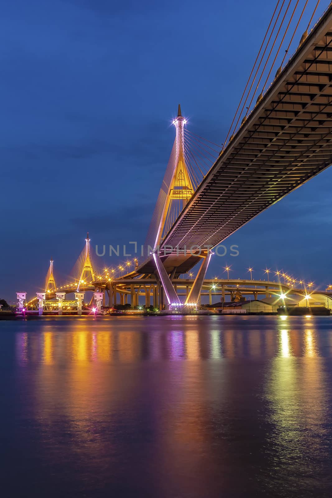 Bhumibol Bridge, Chao Phraya River Bridge. Turn on the lights in many colors at night.