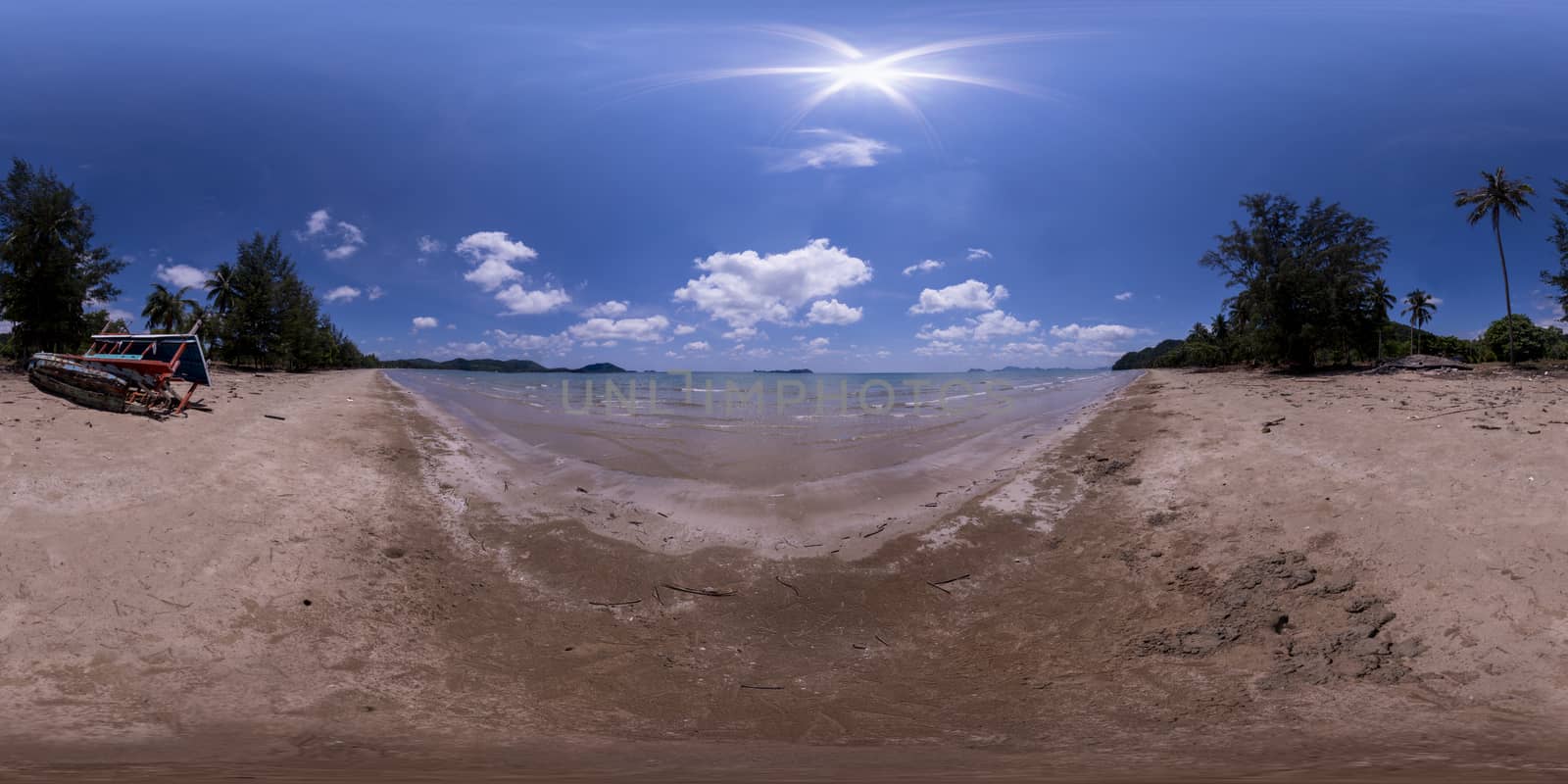 Panorama VR 360 Thung Makham Bay In Chumphon Province. Beautiful sea, clear water
There are ruins and boats that are destroyed by monsoon winds.