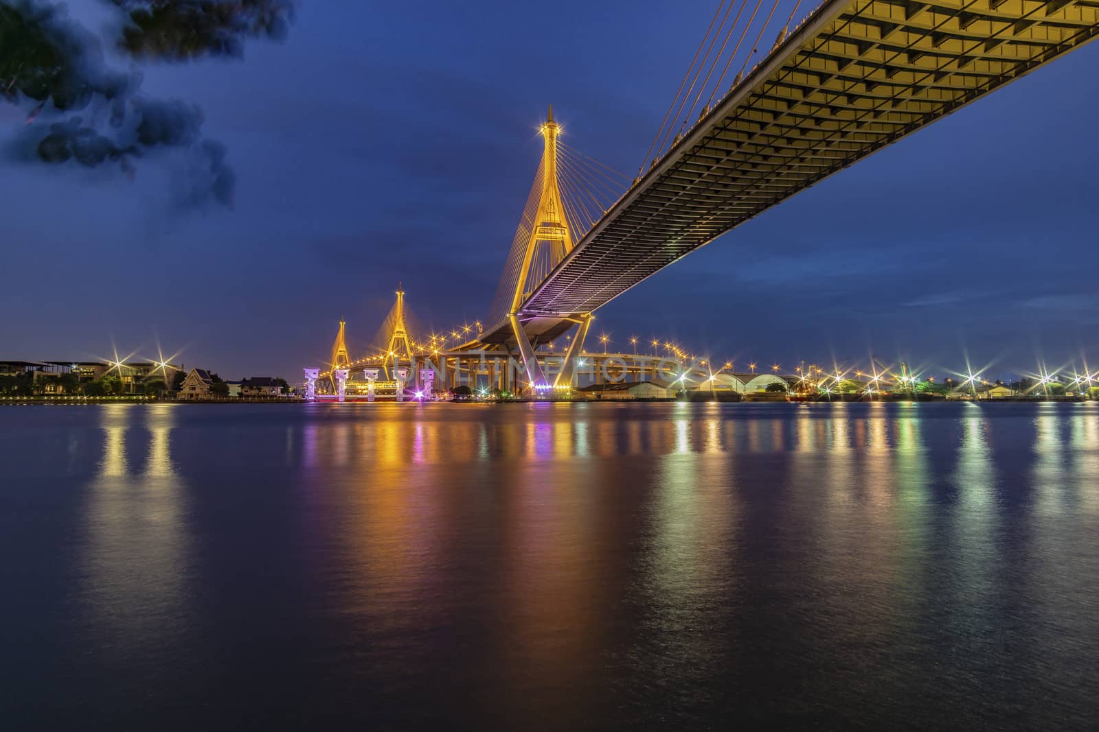Bhumibol Bridge, Chao Phraya River Bridge. Turn on the lights in many colors at night.