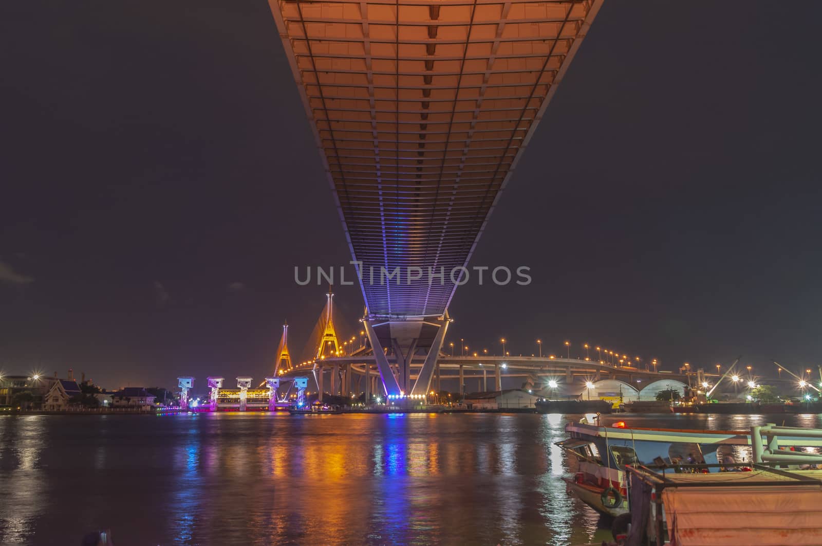 Bhumibol Bridge, Chao Phraya River Bridge. Turn on the lights in many colors at night.