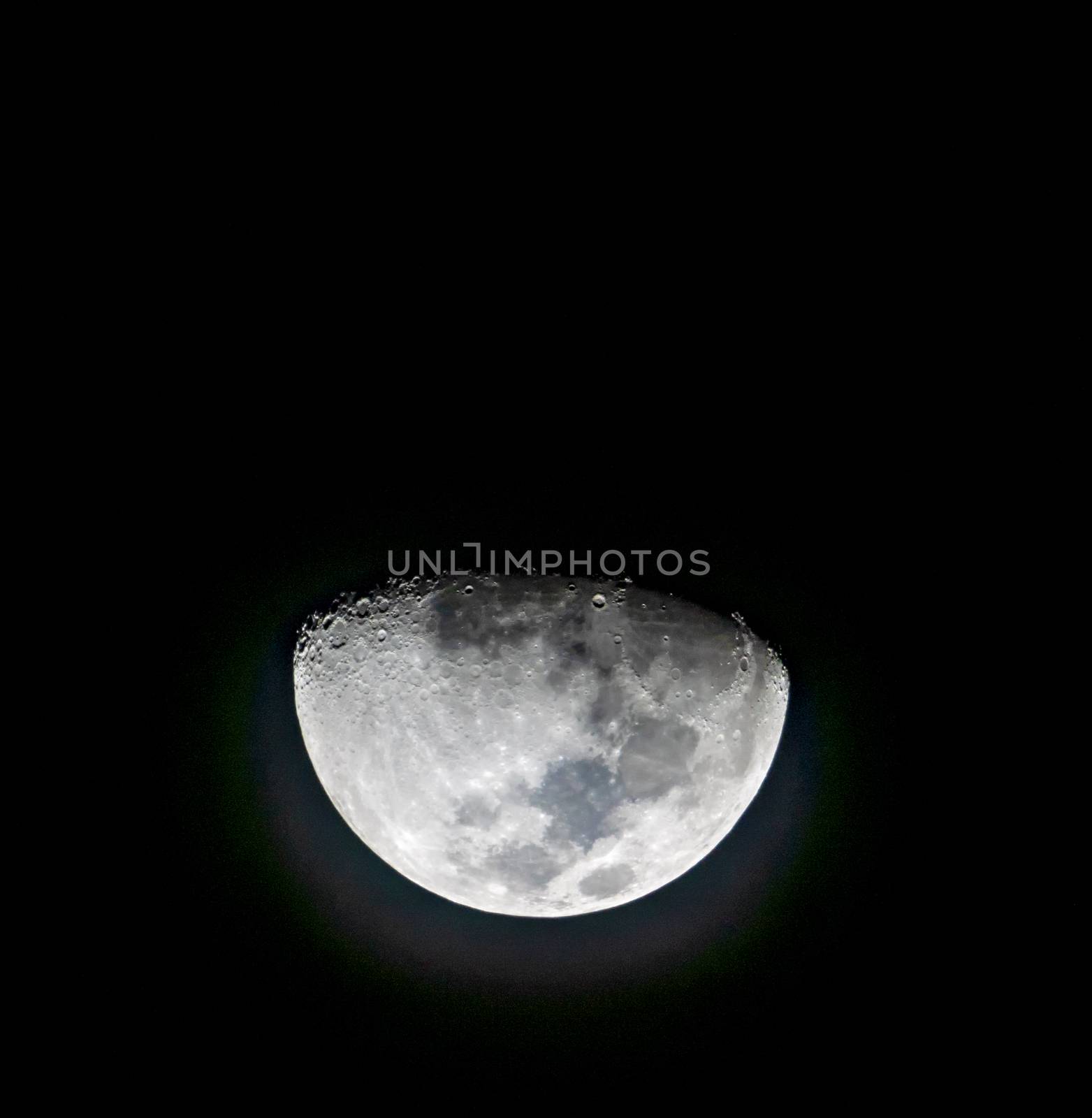 The moon after the first quarter for 2 days and taken while the moonset saw the rabbit headlong	

