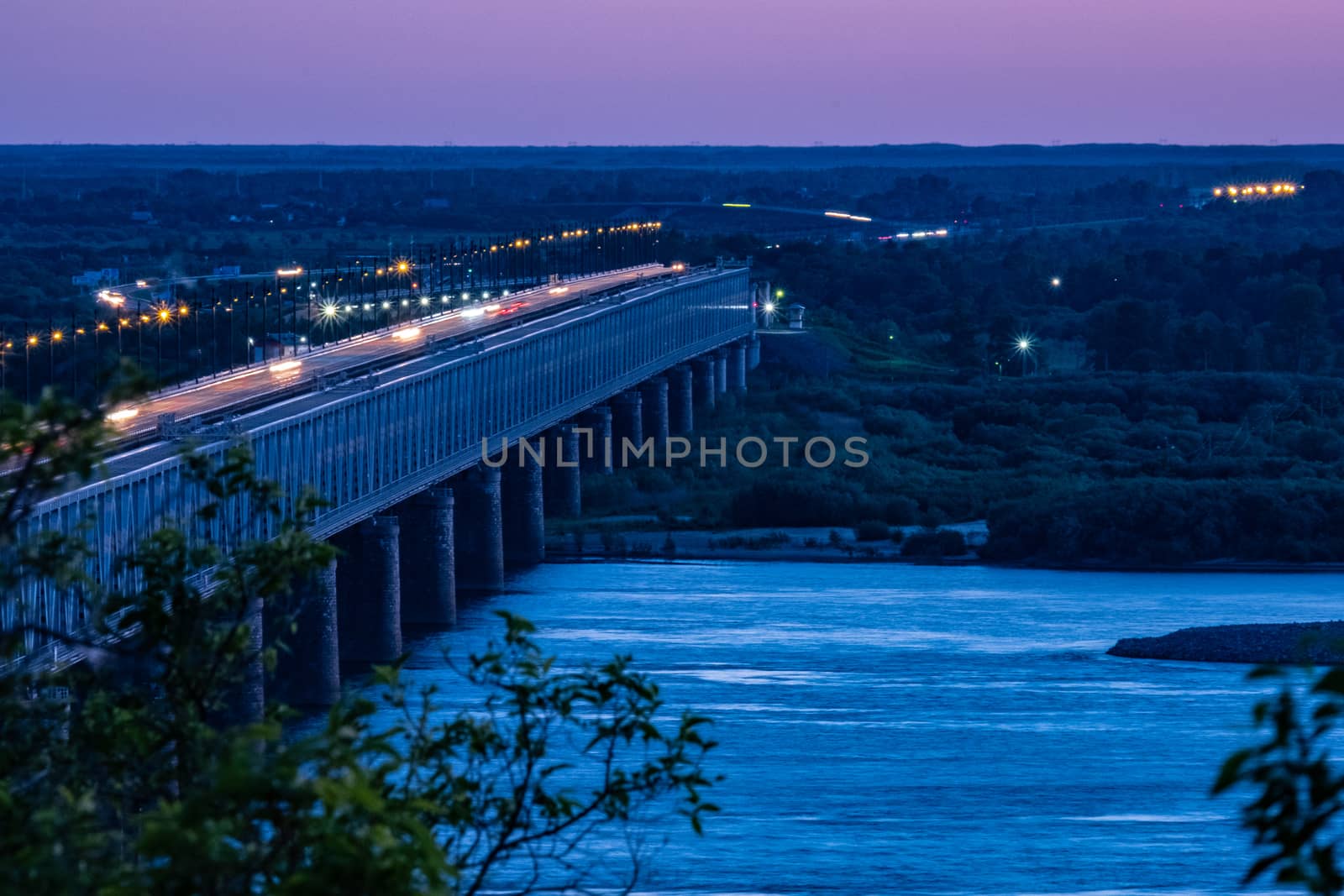 Bridge over the Amur river in Khabarovsk, Russia. Night photography.