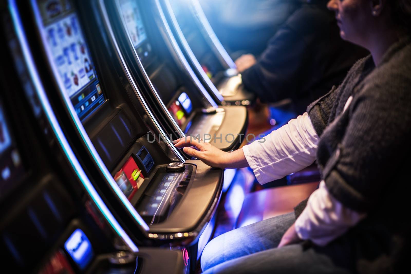 Casino Slot Gamblers by welcomia