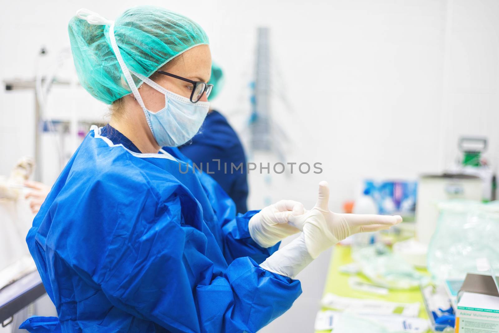 Surgeon preparing for surgery