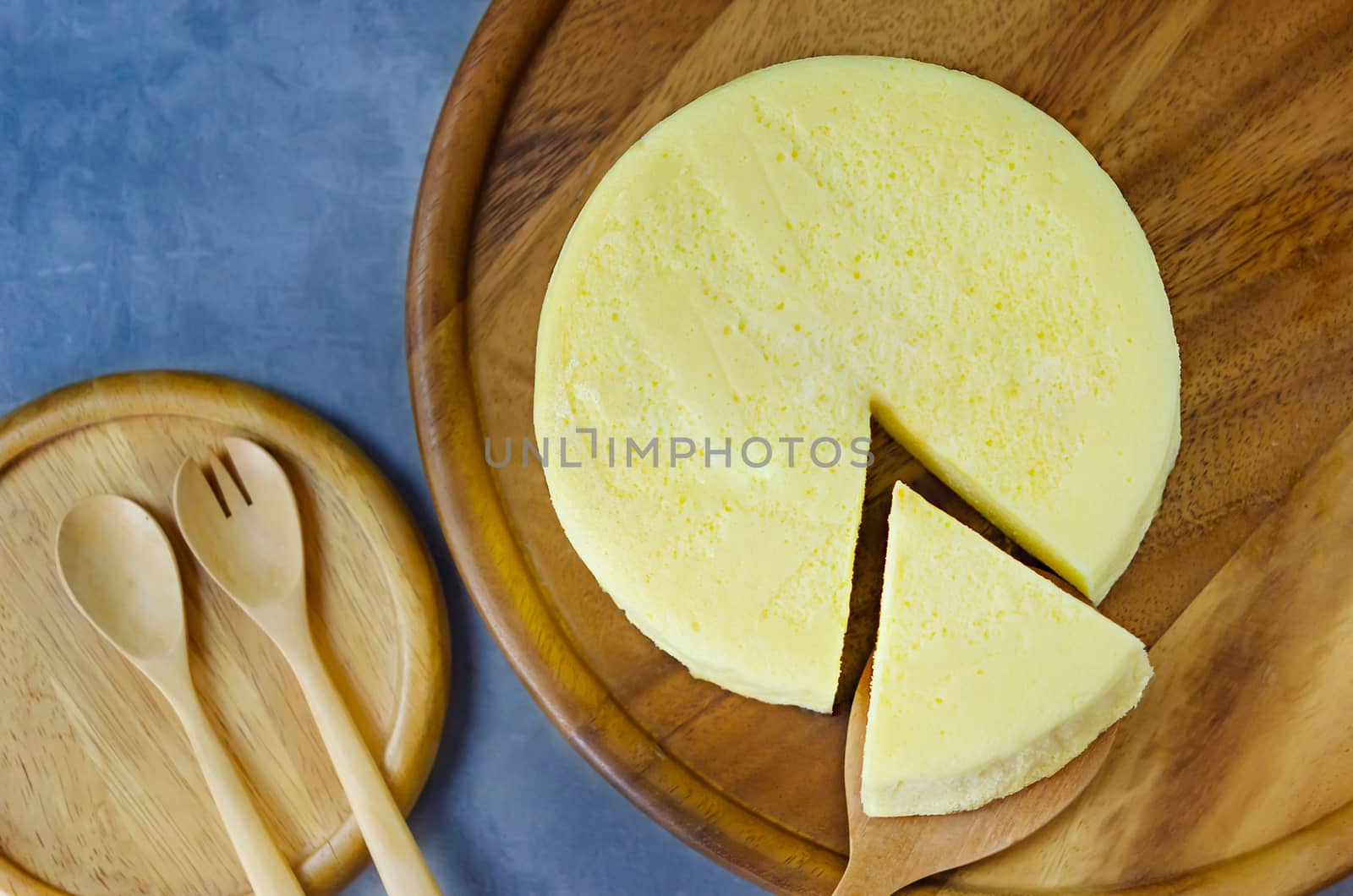 Tasty homemade cheesecake by rakratchada