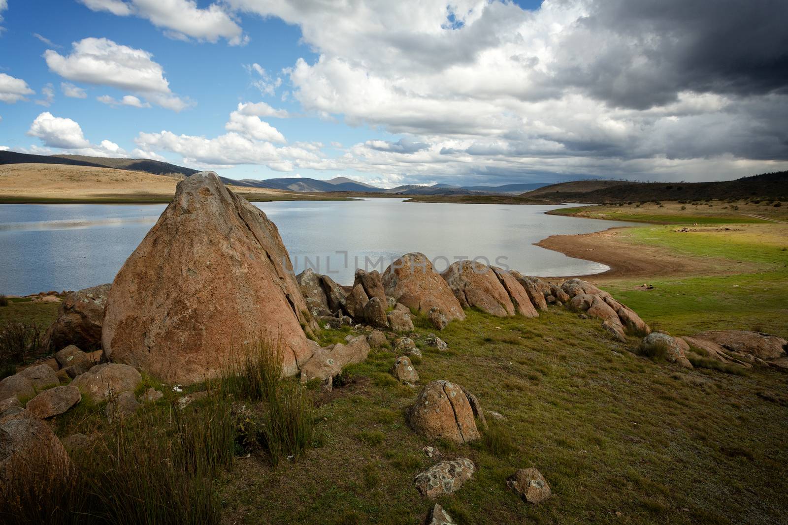 Beautiful lake in Snowy High Plains Kosciuszko National Park by lovleah