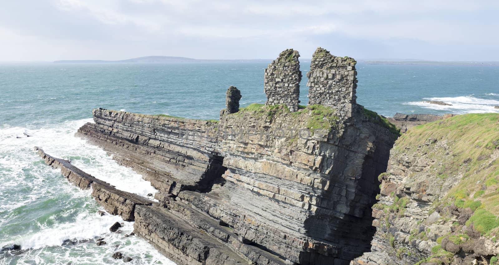 lick castle in county kerry ireland on the wild atlantic way