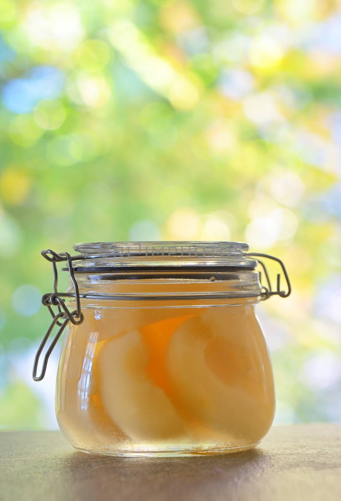 Half pears compote by mady70