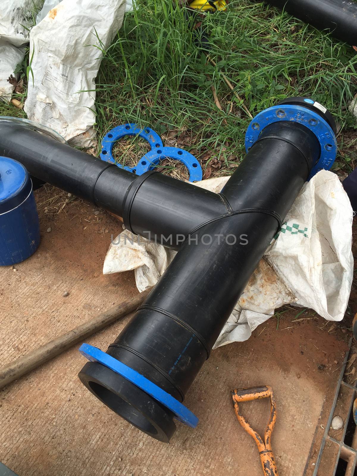 Three-way for pipelines, Polyethylene pipe.