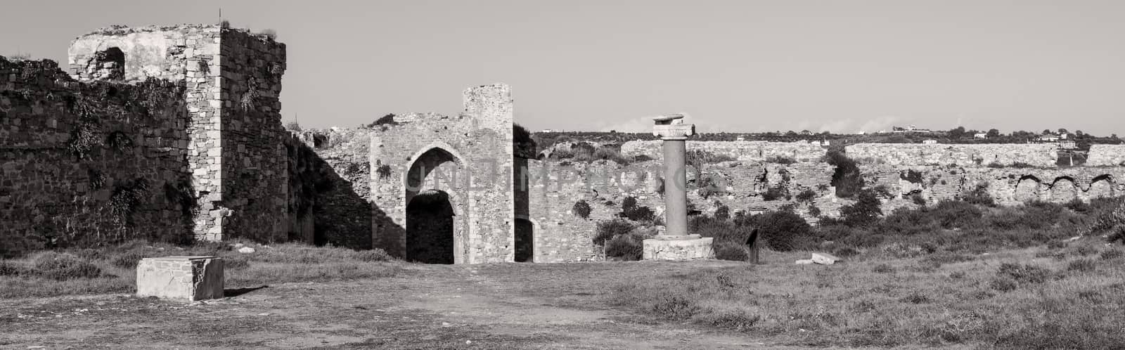 View of the Methoni Venetian Fortress in the Peloponnese, Messenia, Greece. The castle of Methoni was built by the Venetians after 1209.