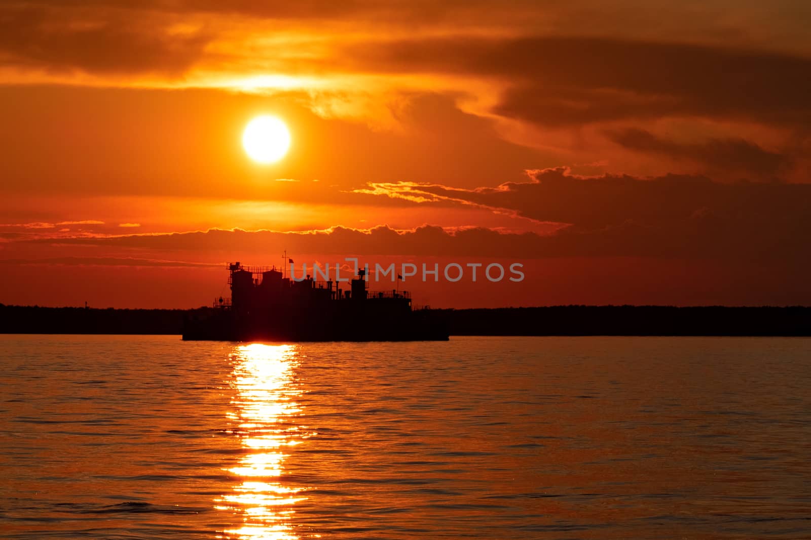 Sunset on the Amur river embankment in Khabarovsk, Russia. by rdv27