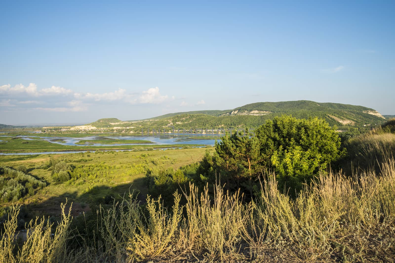 Tsarev kurgan. Attraction of the Samara region. On a Sunny summer day.