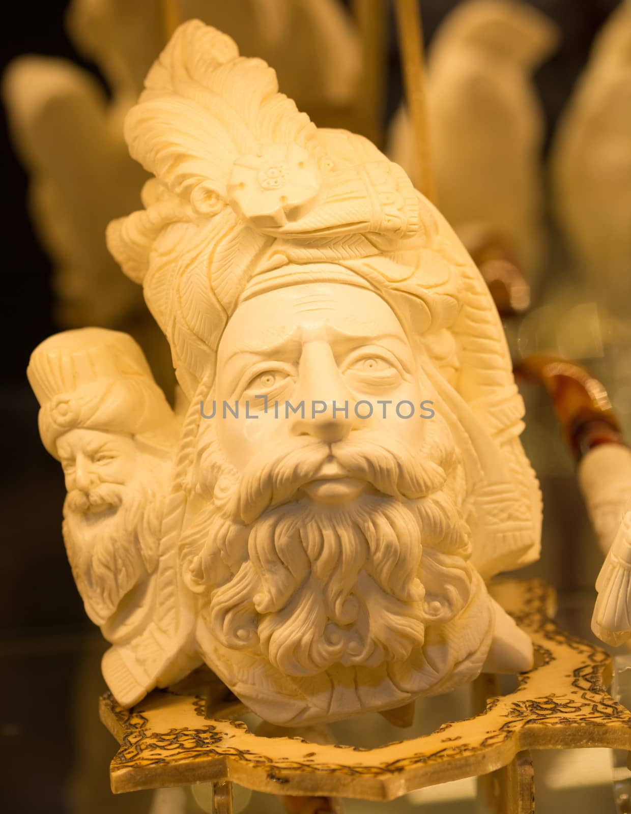 meerschaum tobacco pipe in the form of sculptures. Almost all of meerschaum is removed from Eskisehir / Turkey. master craftsmanship