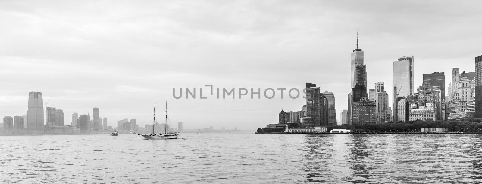 Panoramic view of Lower Manhattan and Jersey City, New York City, USA by kasto