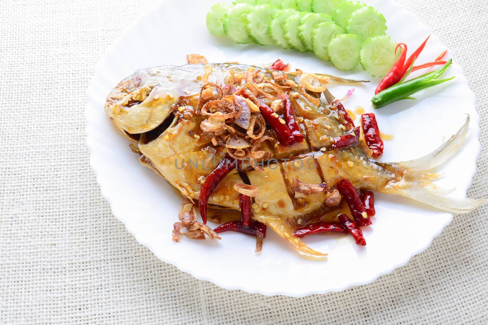 Deep Fried White Pomfret With Black Pepper Garlic, quick and easy dish.
