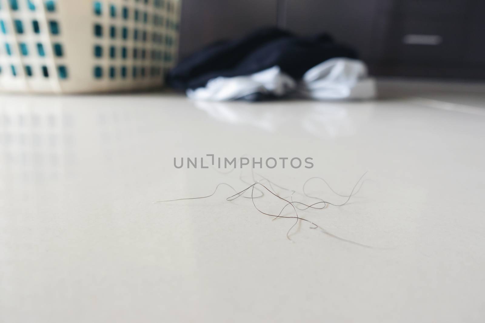 pubic hair fall on bedroom floor by anankkml