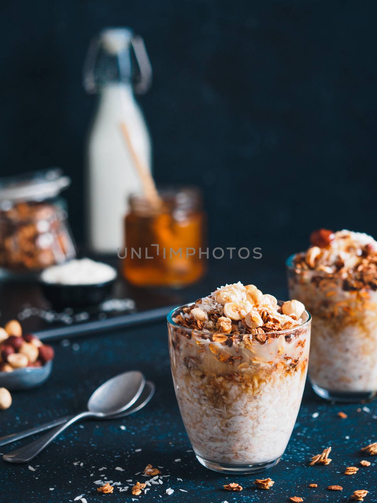 Gingerbread coconut overnight oats by fascinadora