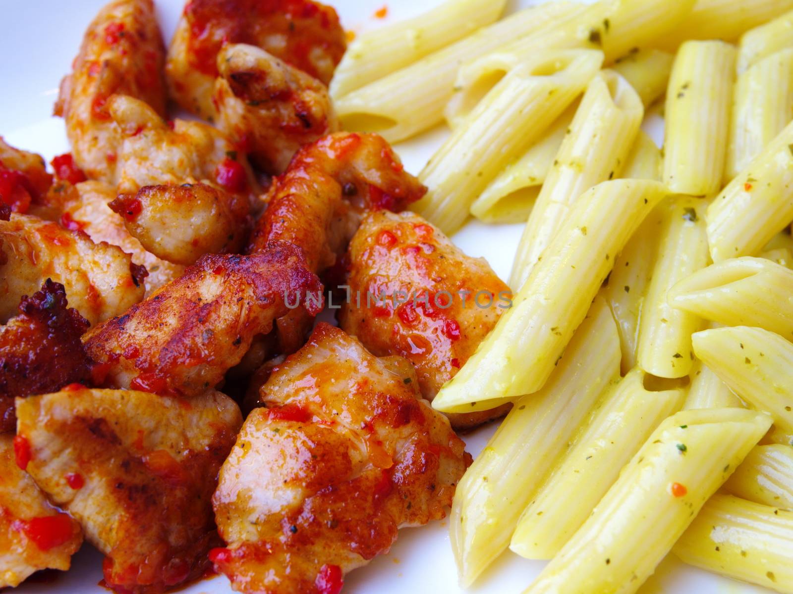 chicken and pasta by yebeka