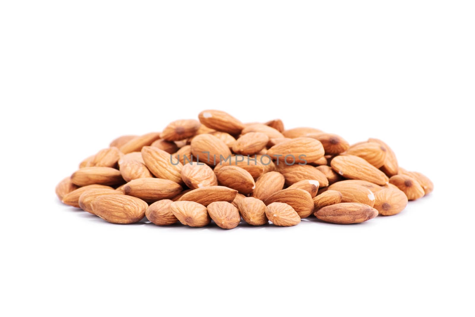 Almonds by Mendelex